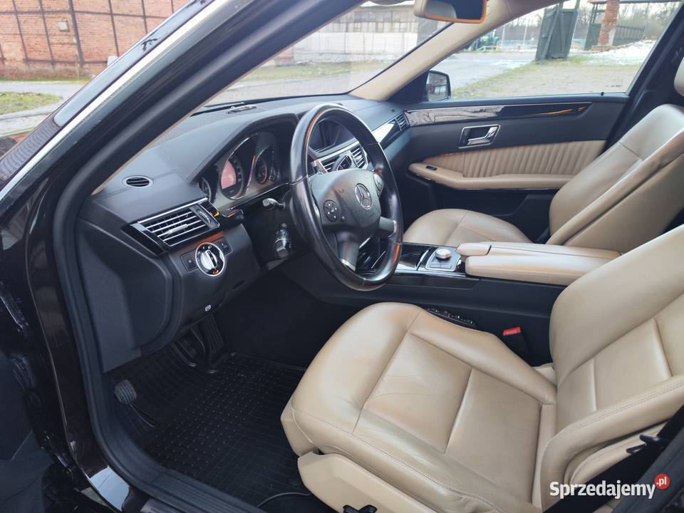 Mercedes Benz e350 30 v6 Full skóry alkantara