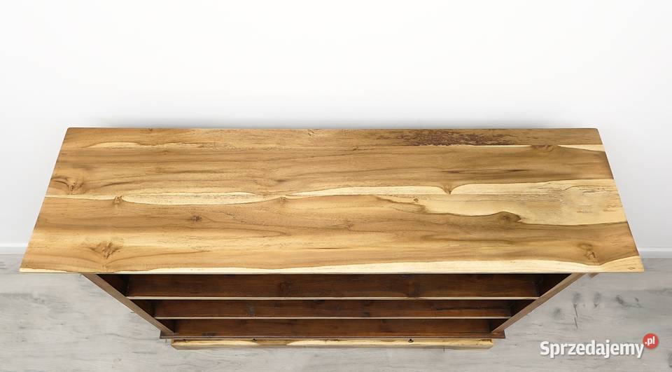 Stylowy regał z litego drewna w stylu