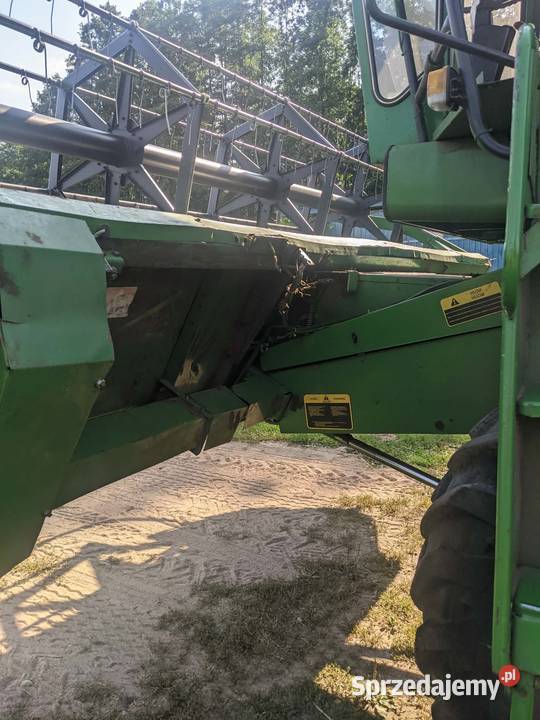 Kombajn zbożowy John Deere 1055 John Deere podlaskie Zwierzyniec Mały sprzedam