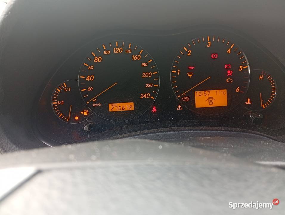 Sprzedam zamienię Toyota Avensis T25 Suchedniów