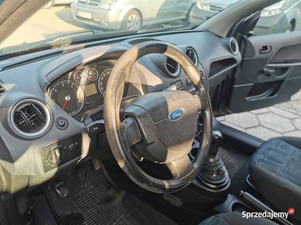 sprzedam ford fiesta 14 diesel klima Hatchback Fiesta Bytom