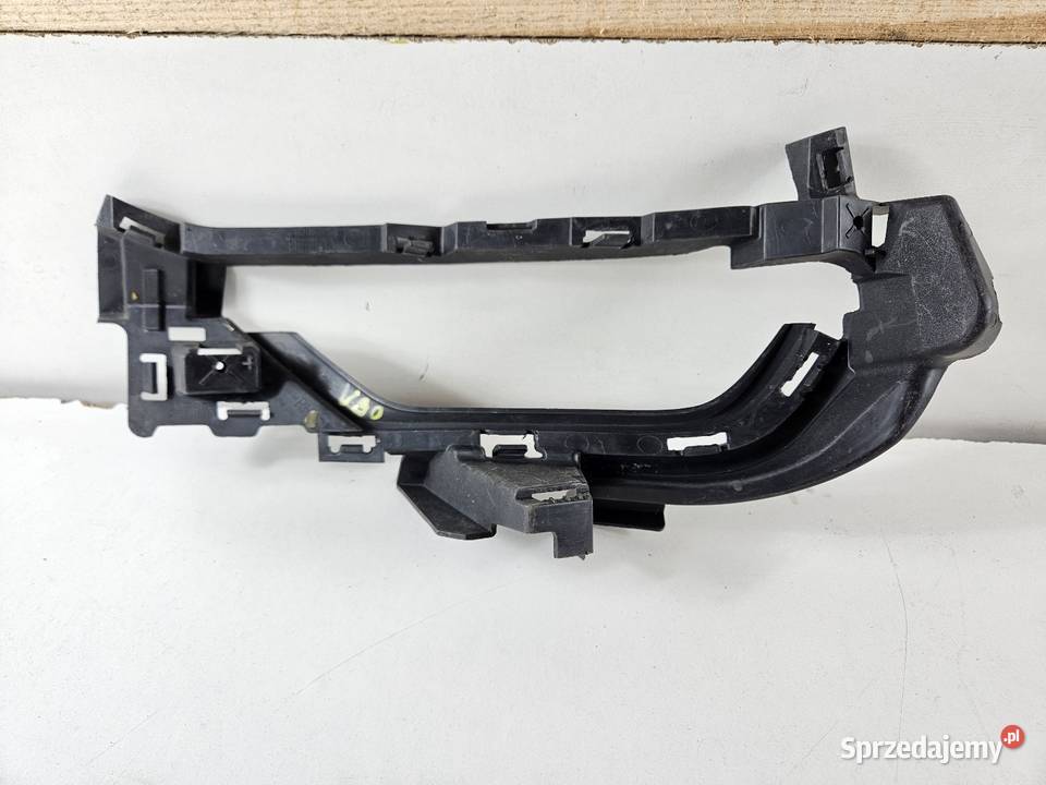 VOLVO V90 S90 16 ŚLIZG MOCOWANIE HALOGENU PRAWY osobowe Międzychód