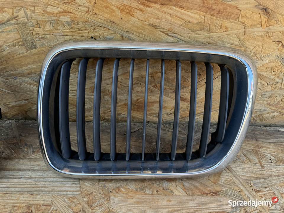 ATRAPA NERKA KRATKA GRILL LEWY LH BMW 3 E36 Atrapy Międzychód
