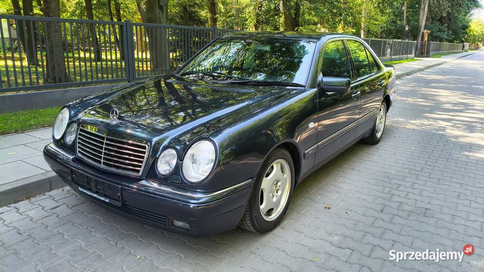 MERCEDES W210 E320 Avantgarde 1998 32 V6 224 BEZ Sedan / Limuzyna Zgierz sprzedam