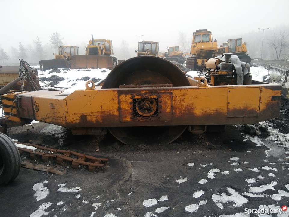 Walec wibracyjny ciągniony