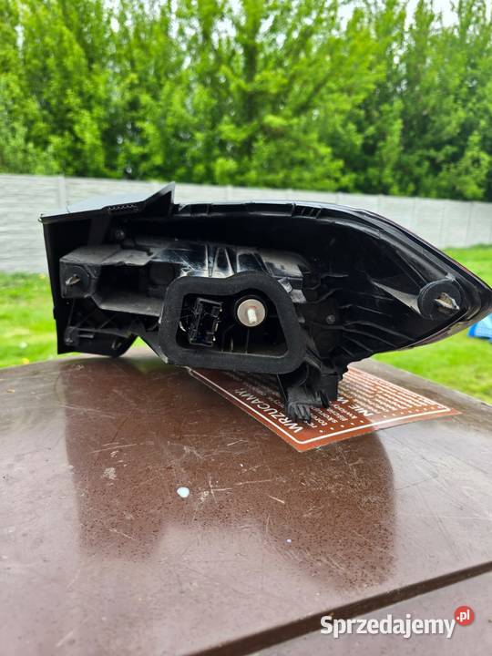 Lampy tył CORSA F 2019 łódzkie Warta sprzedam