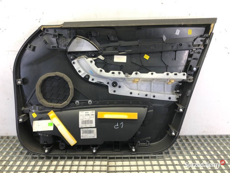 BOCZEK DRZWI LEWY PRZÓD DS DS 5 Hatchback 1518