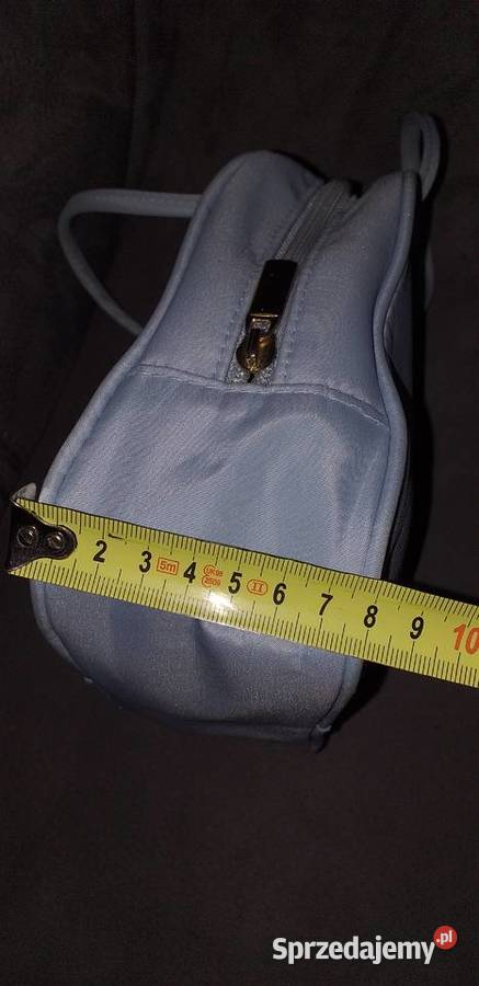 Błękitna kosmetyczka mazowieckie