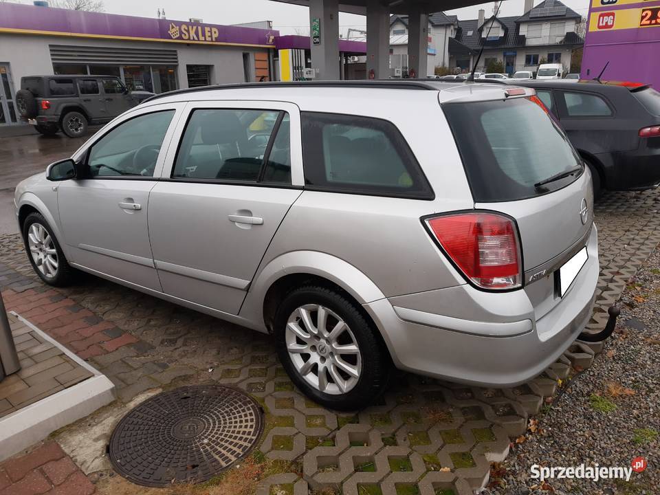 Opel Astra H Kombi 150 manualna Kielce sprzedam