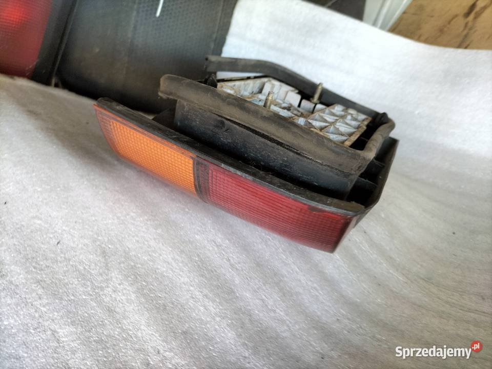 RENAULT 19 Chamade LAMPA TYŁ TYLNA LEWA osobowe Kamień-Kolonia