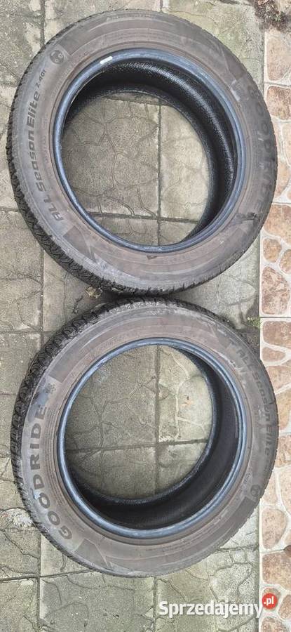 Dwie opony wielosezonowe