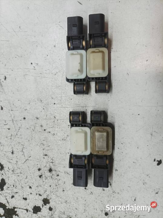 CZUJNIK SENSOR UDERZENIOWY KOMPLET 4 7L0909606B Czujniki