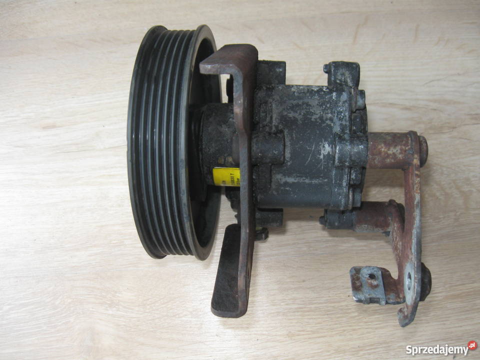 Pompa wspomagania BMW E36 Luk LF30 120 bar Rok produkcji 1997 Łęczna