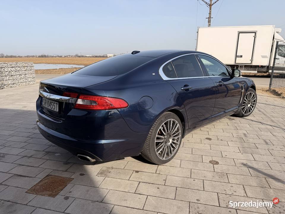 Jaguar XF 27 diesel 175 2008r jasne skory