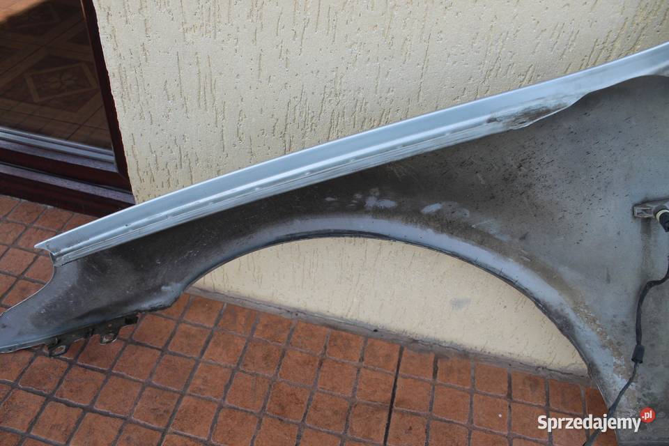 BŁOTNIK PRAWY PRZÓD TITAN SILBER BMW E61 sprzedam