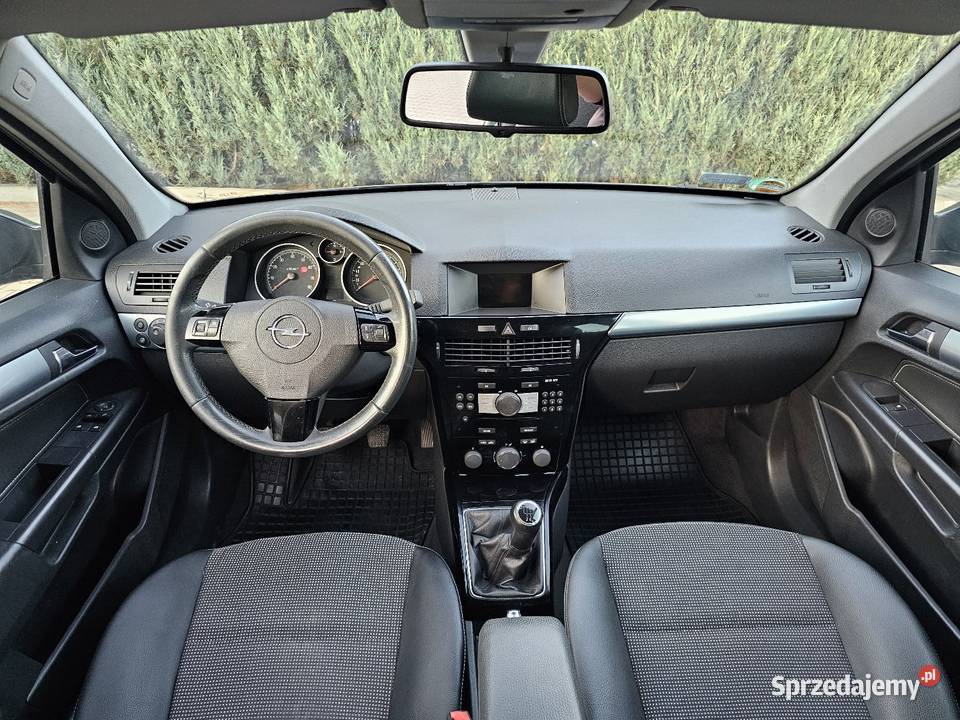 Opel Astra 18Benzyna LPG 2009r wersja COSMO sprzedam