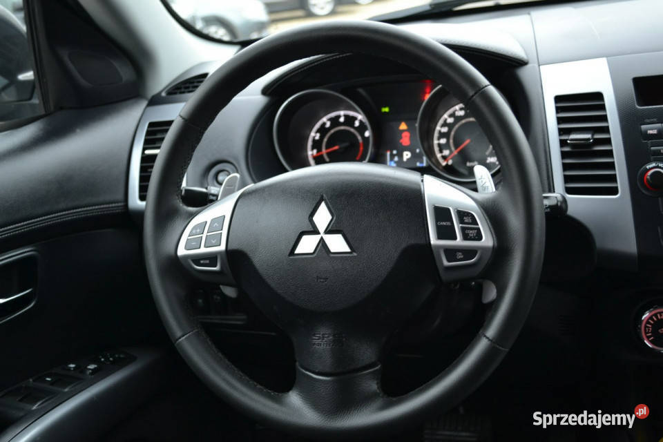 Mitsubishi Outlander KlimatyzacjaSerwis4x El lakier metallic sprzedam