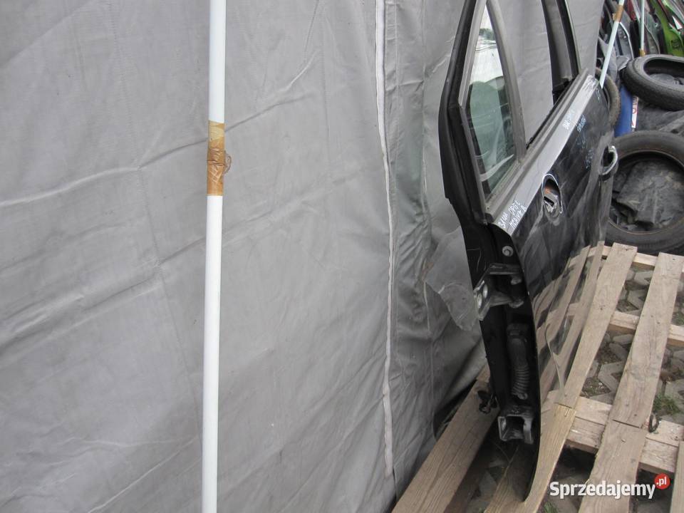 OPEL MERIVA B 10r drzwi lewe przód