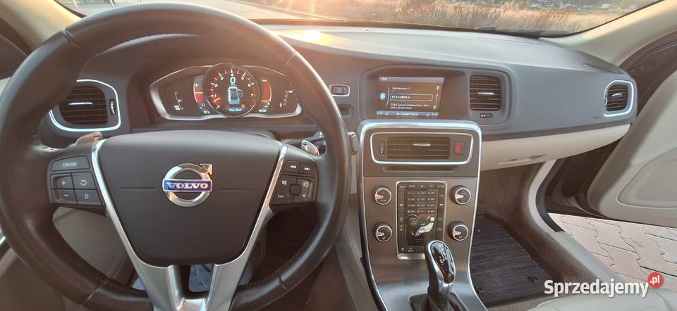 Volvo S60 T6 idealny centralny zamek lubelskie Zamość