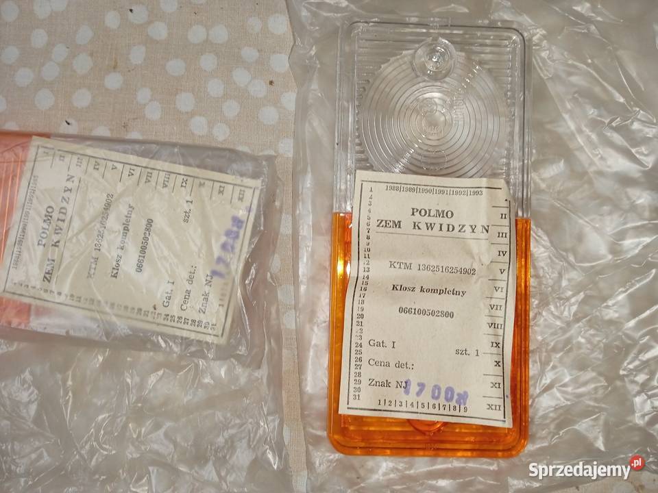 Klosze lamp Ursus z czasów PRLu C 360 385 i pomorskie Pruszcz Gdański