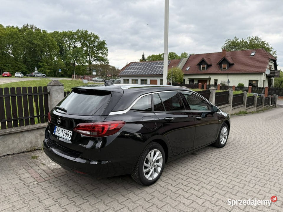 Opel Astra 14 turbo 150 bogata wersja Navi Rok produkcji 2017