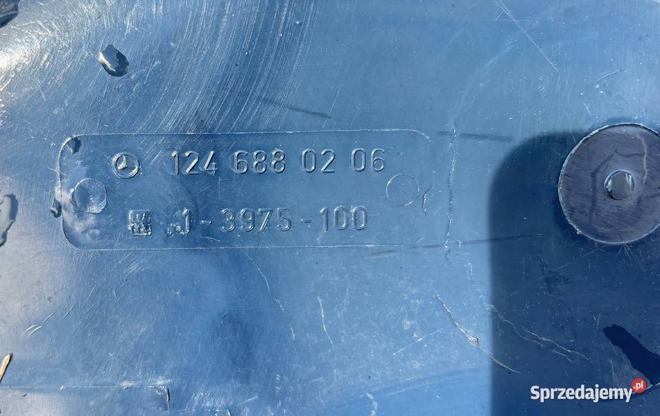 MERCEDES W124 TRÓJKĄT OSŁONA 1246880206 PRAWA Radom