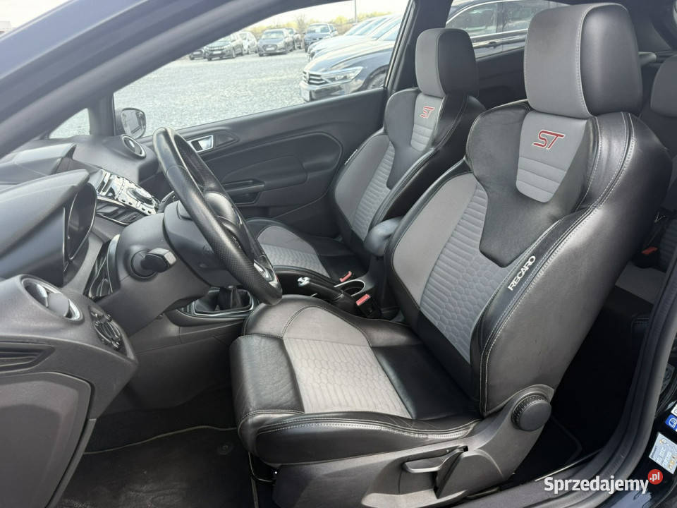 Ford Fiesta ST 2015r 16 16V EcoBoost 182 Salon centralny zamek Wrocław