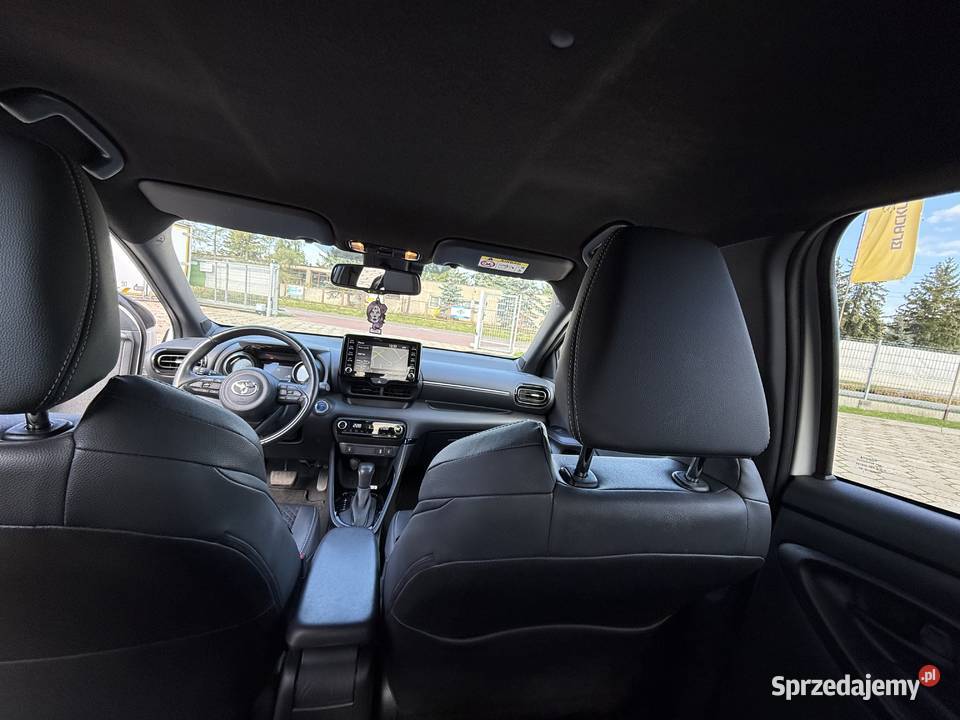 Toyota Yaris Hybrid 15 2021 HGR STYLE przebieg nieuszkodzony Skierniewice