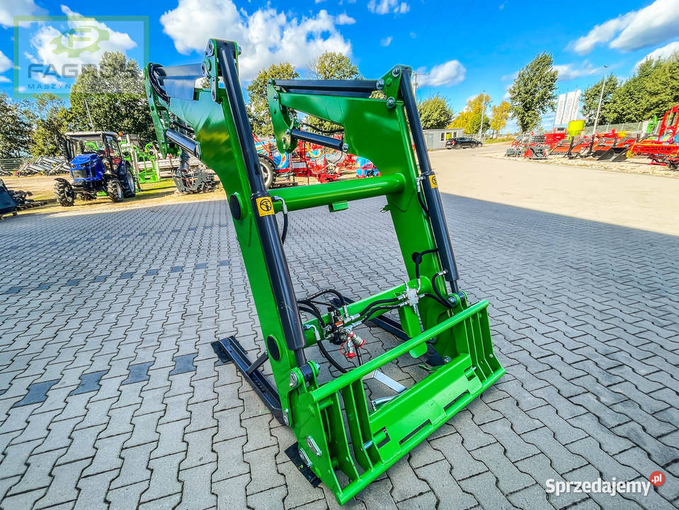 MONTAŻ ŁADOWACZ CZOŁOWY TUR FAGROS F1500 URSUS