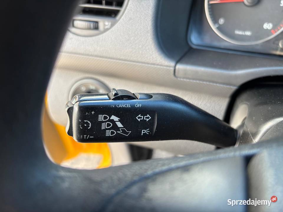 VW Caddy 19 2010 r nieuszkodzony