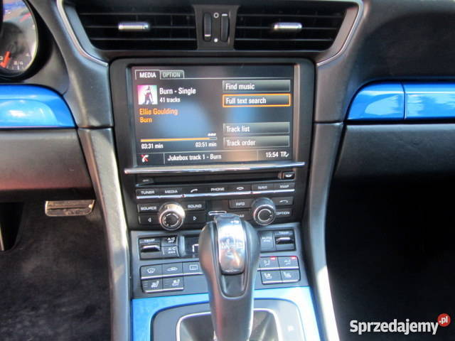 Porsche niebieski szyberdach Mława