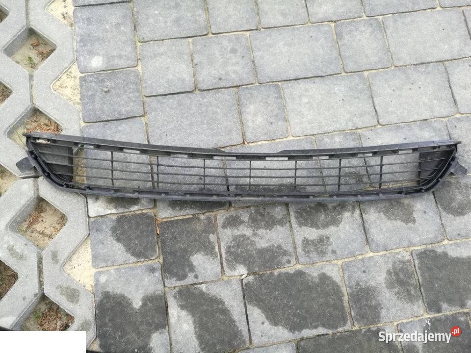 TOYOTA RAV4 KRATKA ZDERZAKA PRZÓD 2013 osobowe Karoseria Kozubszczyzna