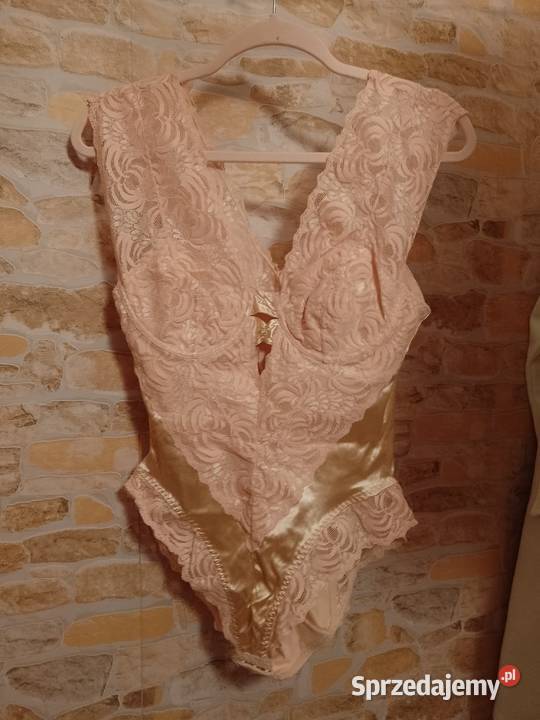 XLXXL Luksusowe body modelujące z Londynu Body i gorsety Kraków