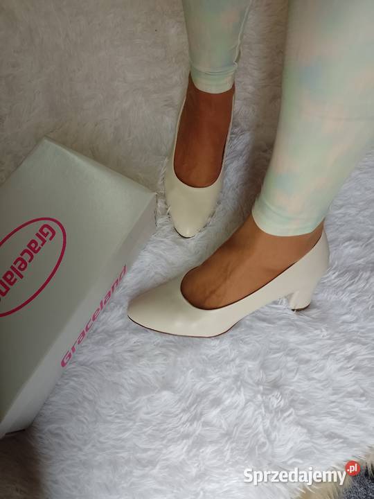 40 Kremowe czółenka biznesowe w pudełku NOWE Kraków