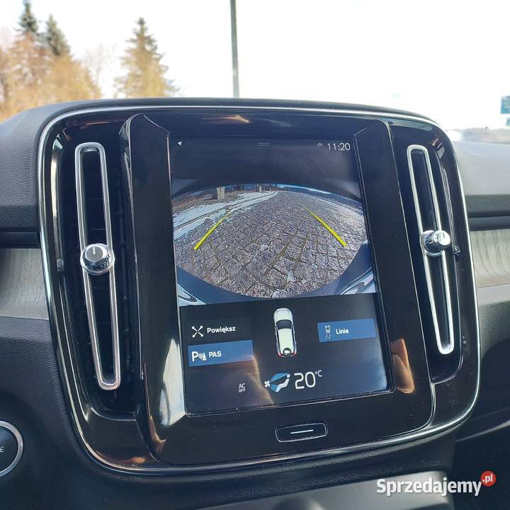 Volvo XC40Napęd 4x4DieselEURO 6INSCRIPTONModel Przemyśl sprzedam