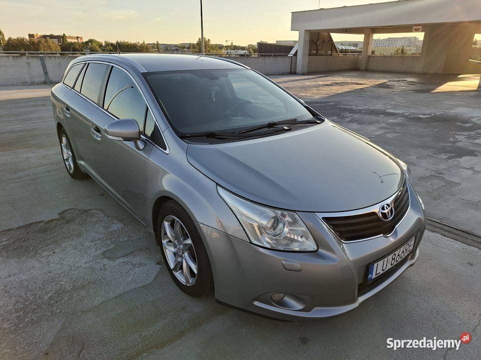 Toyota Avensis t27 20 D4d 2010r Salon Avensis lubelskie