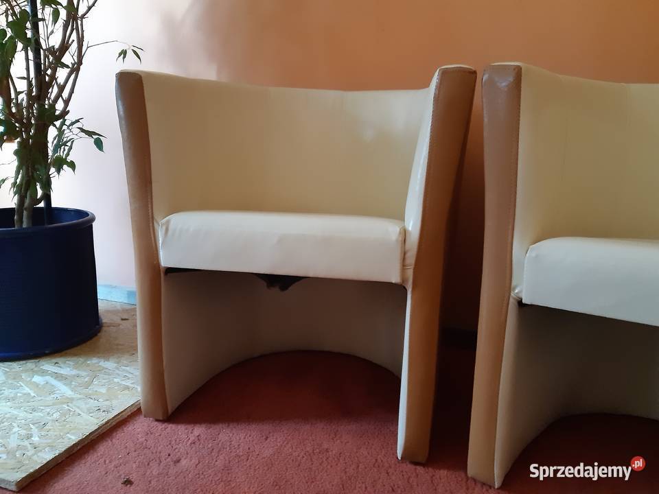 TRZY FOTELE KLUBOWE warmińsko-mazurskie Mikołajki sprzedam