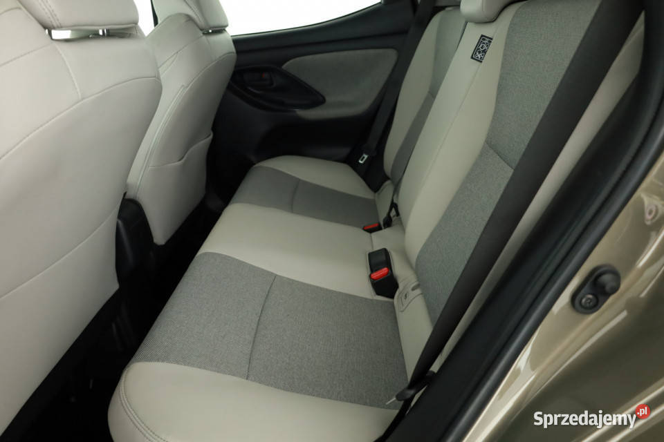 Toyota Yaris 15 VVTi Hybrid radio mazowieckie