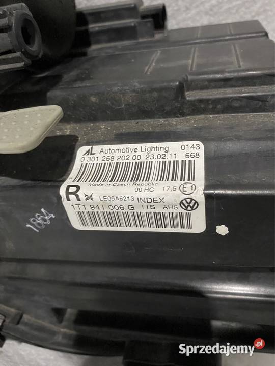 Lampa prawy przód Vw Touran 1015