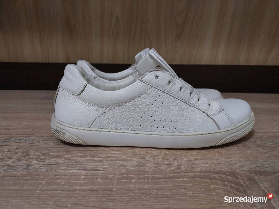 Białe sneakersy Lasocki rozmiar 38 mazowieckie Milanówek sprzedam