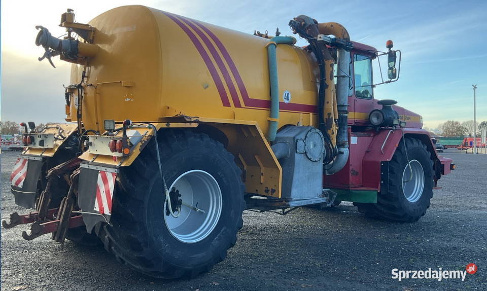Wóz asenizacyjny TerraGator TG 310 Rozrzutnik