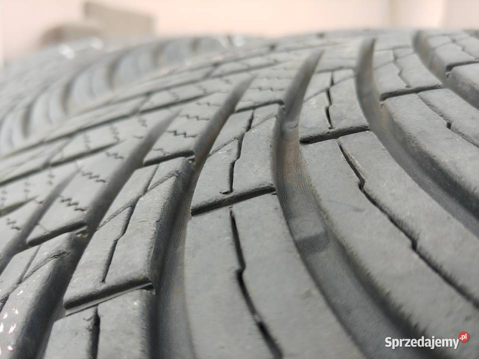 Opony wielosezonowe 4x 22545 R17 Vredestein lubelskie Zamość