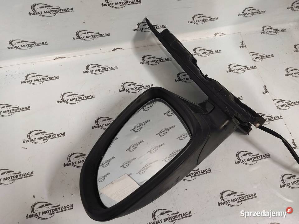 ASTRA J 13r lusterko lewe 13401596 13308361 osobowe świętokrzyskie sprzedam