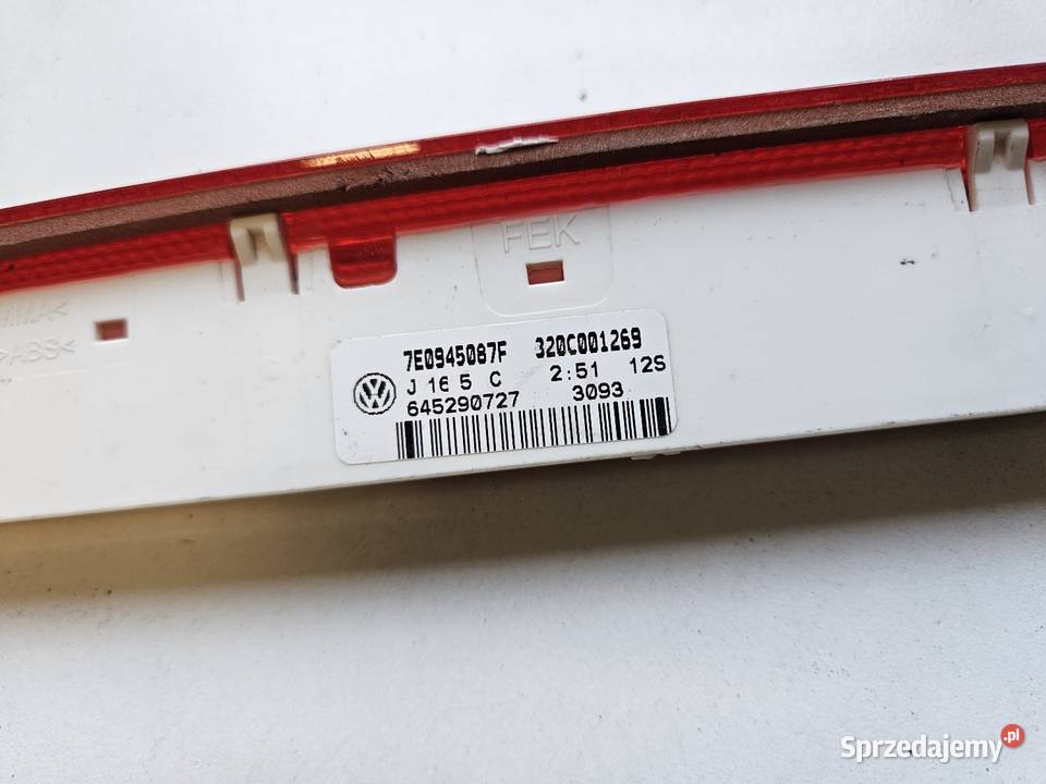 VW T6 TRZECIE ŚWIATŁO STOP ŚRODKOWE 7E0945087F Międzychód