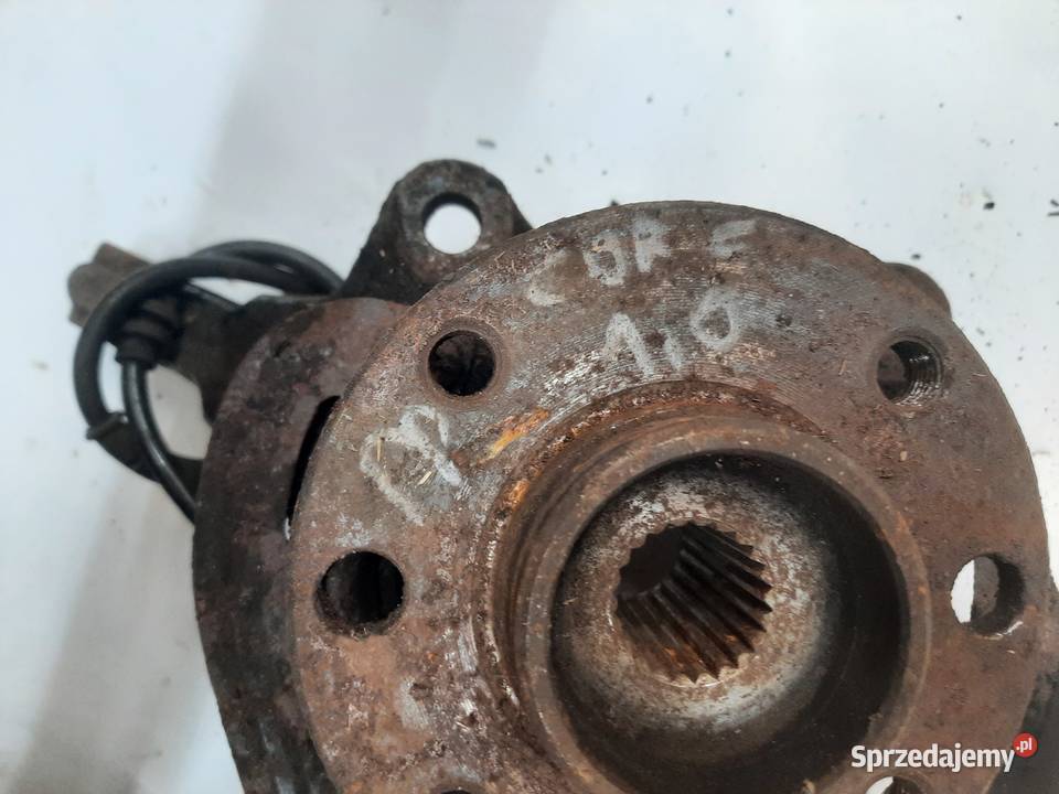 Opel Corsa C 10 piasta zwrotnica prawa z ABS łódzkie