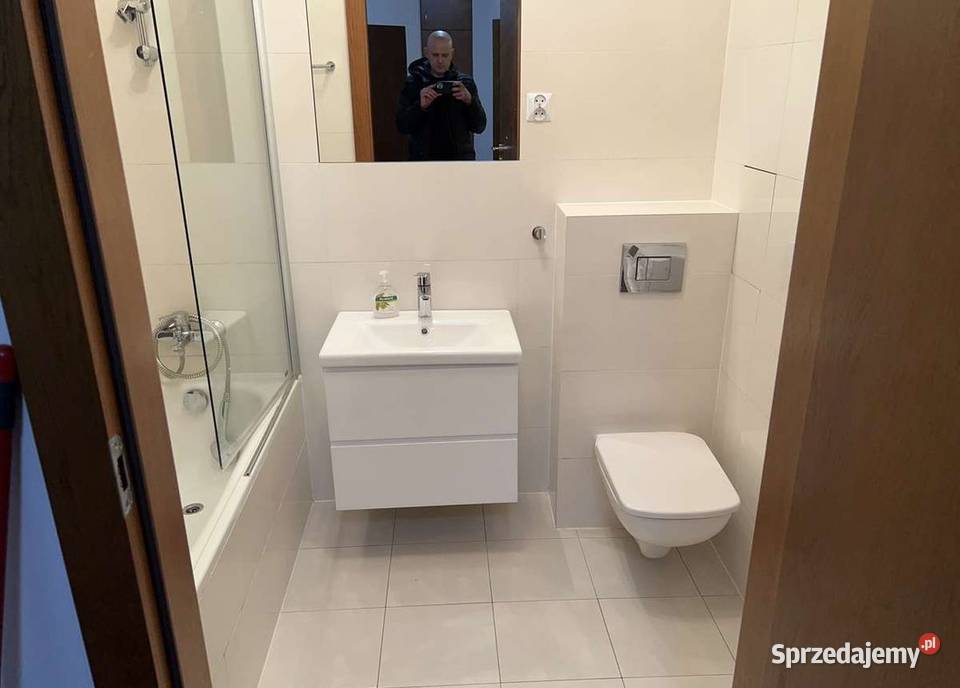 3pok 67met Kościelnej BALKONPIWNICA2004 Wrocław Liczba pokoi 3