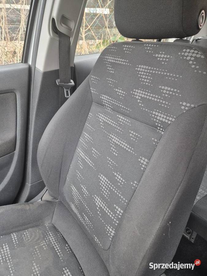 Opel Corsa 12 benzyna 2011 4 drzwi 1230cm3
