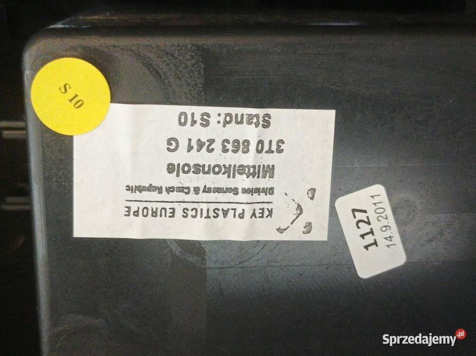 TUNEL ŚRODKOWY PODŁOKIETNIK SKÓRA 3T Skoda