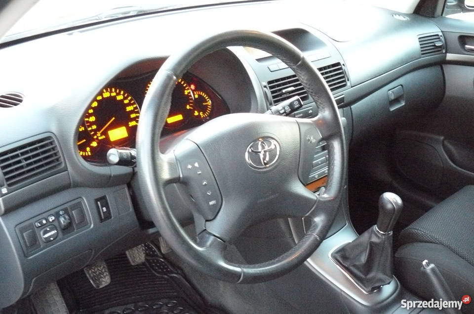 TOYOTA AVENSIS KOMBI 20 D4D Inowrocław
