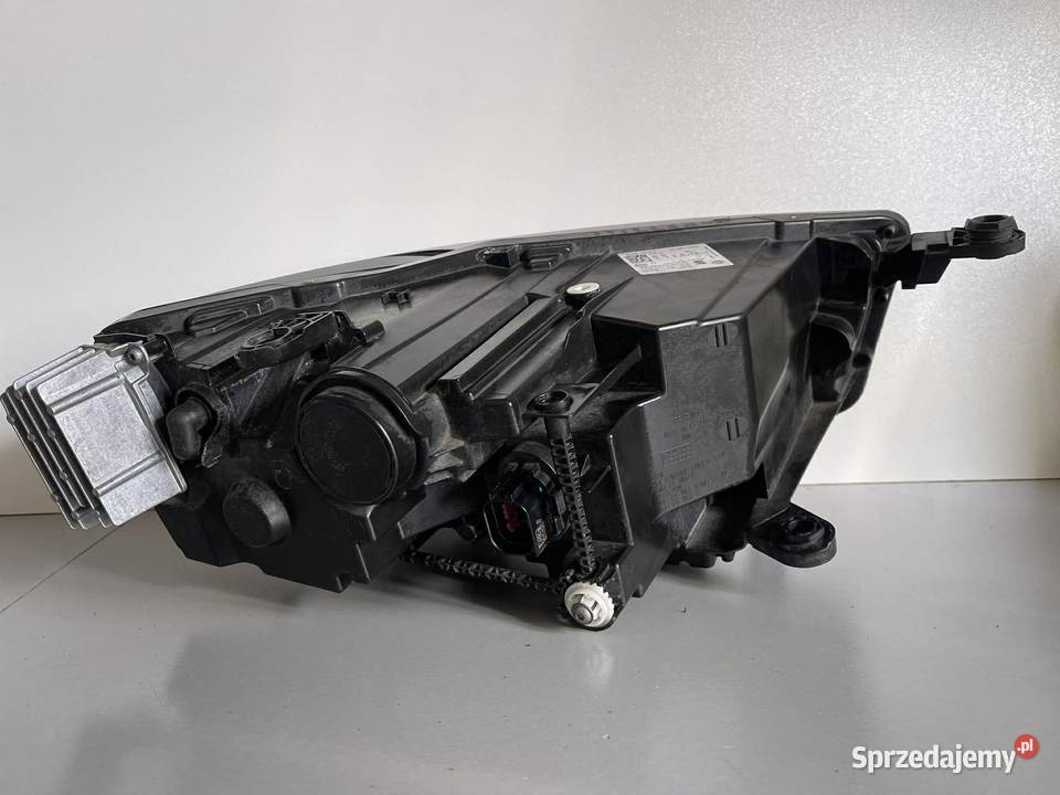 SEAT ATECKA LIFT FULL LED LEWA LAMPA PRZÓD Ostroróg